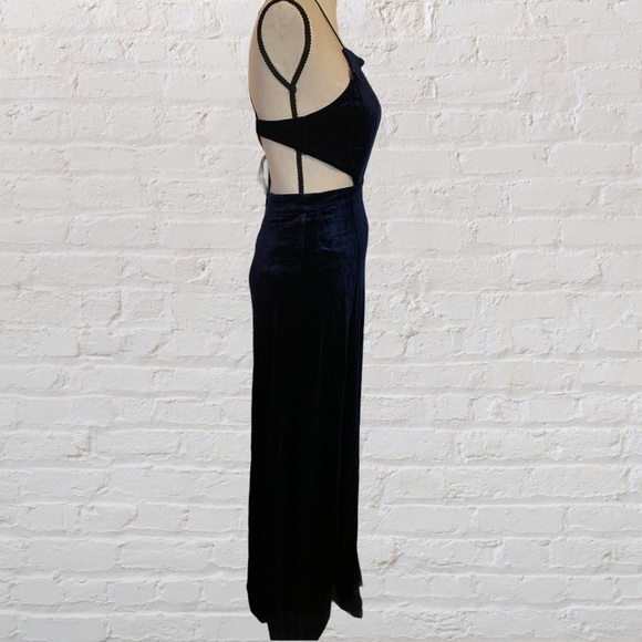 ❌DONATED❌Navy Blue Crushed Velour Cross Strappy Open Back Lined Maxi Dress - Picture 6 of 15